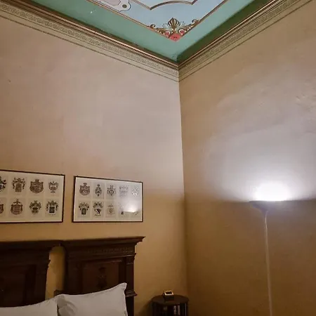 Palazzo Bargellini Panzacchi 아파트