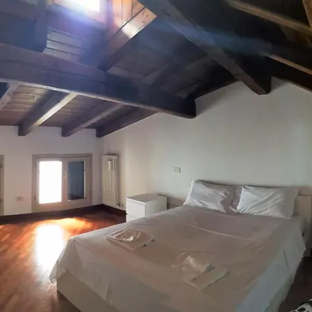 Palazzo Bargellini Panzacchi & Via De' Pepoli * Μπολόνια