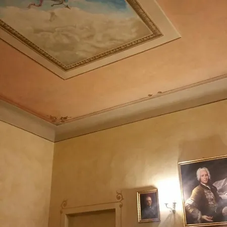 Palazzo Bargellini Panzacchi & Via De' Pepoli