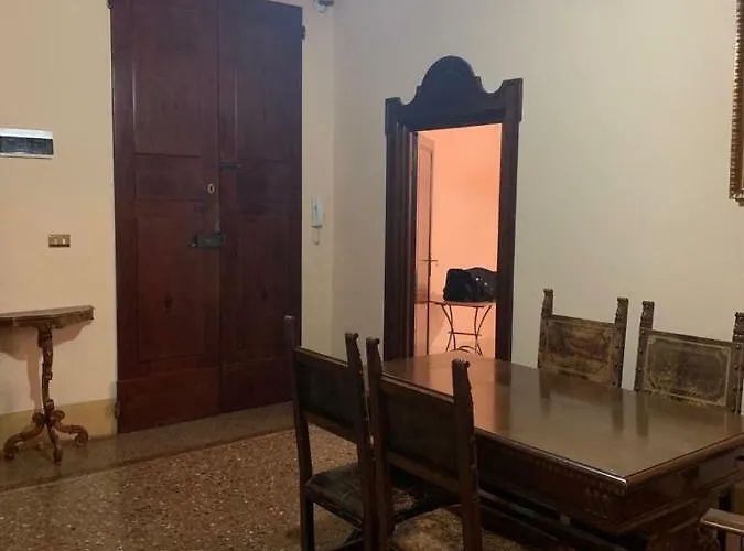 Palazzo Bargellini Panzacchi Апартаменты Болонья